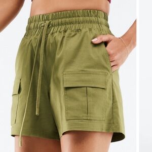 Fabletics Camden Cargo Shorts Olive Green Pull On Hiking Canvas